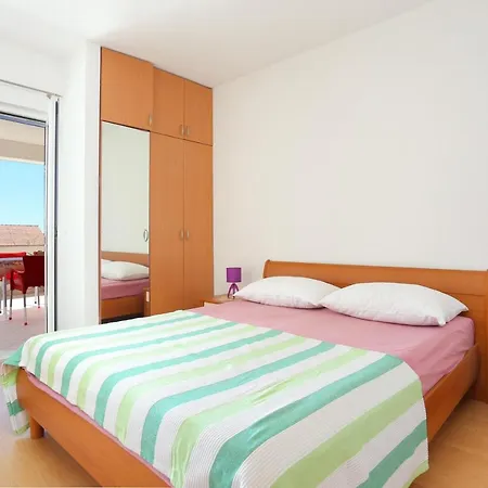 Apartamento With Parking Space Businci, Ciovo - 18800